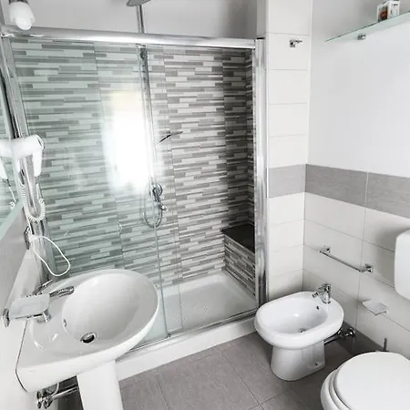Brezza Di Mare Bed & Breakfast 3*