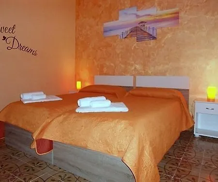 Couette-café Brezza Di Mare 3*